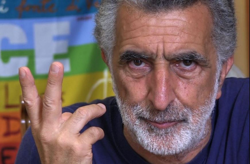 ROMA – RENATO ACCORINTI (EX SINDACO DI MESSINA) OCCUPA LA SEDE DEL PD: “CHE I PARTITI DI OPPOSIZIONE FERMINO IL PONTE SULLO STRETTO”